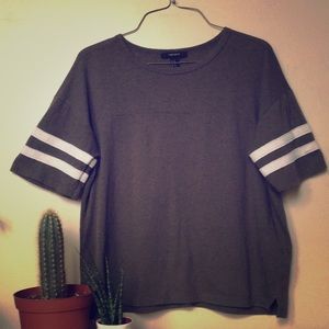 SPORTY CROP TEE
